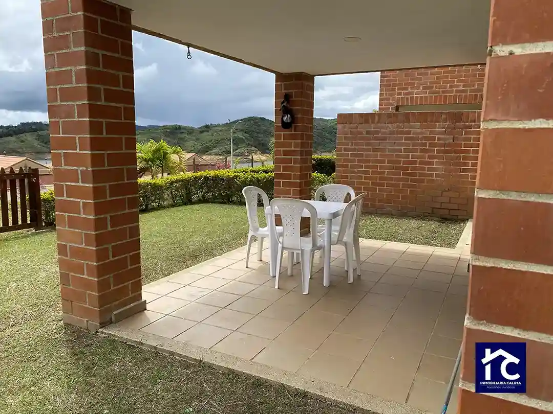 Majagua bloque 9 apartamento 104